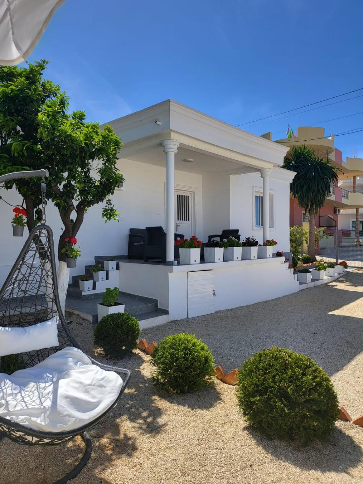 Vila Ademi Ksamil Esterno foto